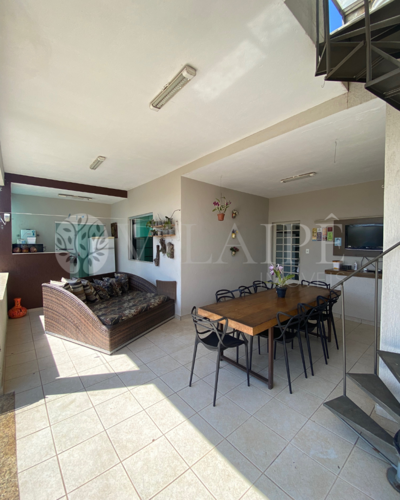JARDIM CAMBUÍ - 12